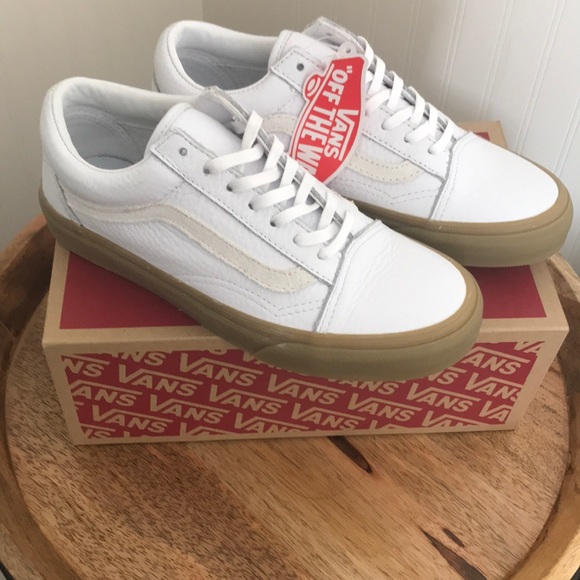 vans old skool white with gum sole